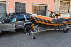 Gommone 6 m con motore 90cv e carrello revisionato