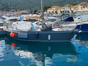 BARCA A VELA marca Jeanneau modello acquali 28