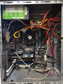 PC desktop fisso mid tower nero assemblato