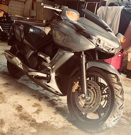 Honda DN-01 700cc