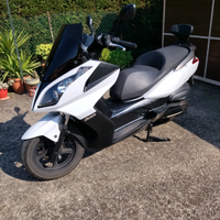 Kymco downtown 300i