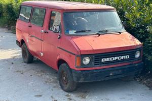 Bedford CF per ricambi