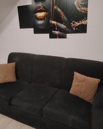 divano letto tre posti come nuovo