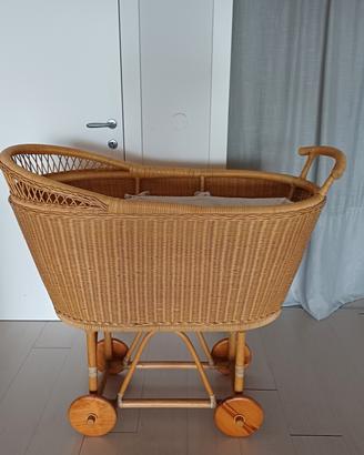 Culla in bambù e midollino