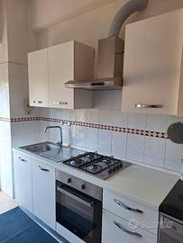 Cucina completa bianca buono stato