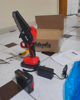 Mini motosega a batteria 6"pollici