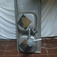 lavello in acciaio inox