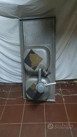 lavello in acciaio inox