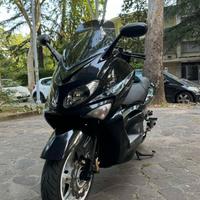 Yamaha T Max 500