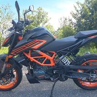 KTM 125 Duke - 2022
