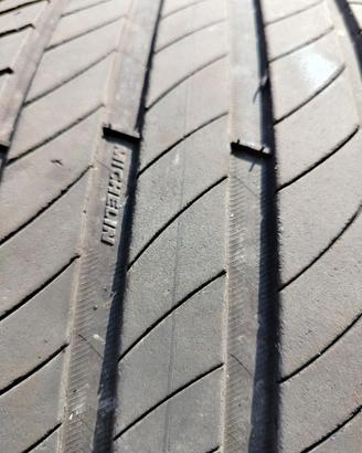 225 55 r 18 Michelin