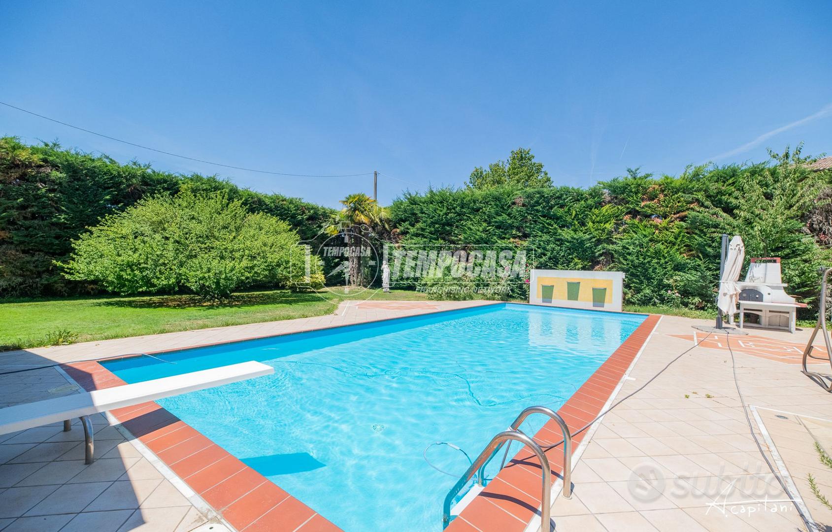 Casa – RE - Vista 2
