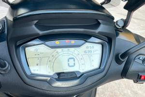 Beverly 300 sport, hpe 2022