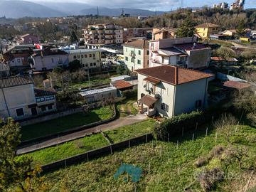 Appartamento di 182 m² con 3 locali a Colleferro