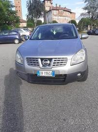 Nissan qashqai 2010