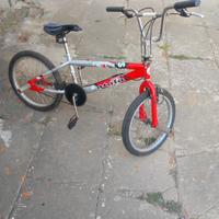 bicicletta BMX
