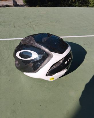 Casco Ciclismo Oakley ARO5 MIPS Taglia L