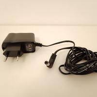 Alimentatore 9V 600mA