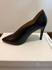 Scarpe decoltè da donna nere