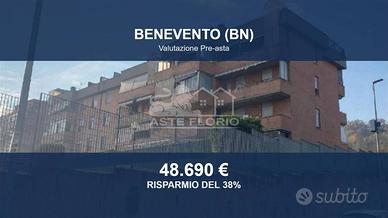 Immobile in asta di 126 m² con box auto a Benevent