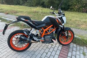 KTM Duke390 ABS
