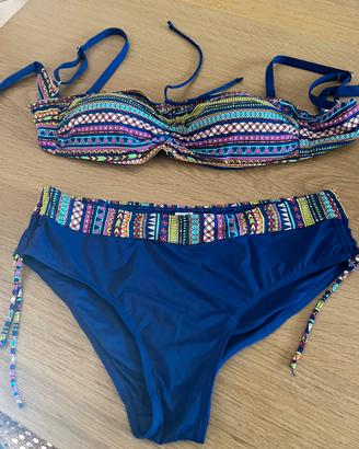 Bikini Rae tg 52