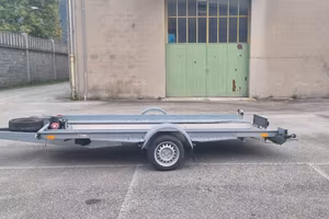 Carrello porta auto con verricello e pianale