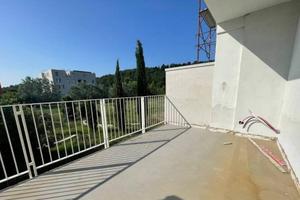 VILLA A SCHIERA NUOVA 4LOCALI + GARAGE,VISMARA, PE