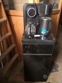 Distributore per acqua the e caffè 