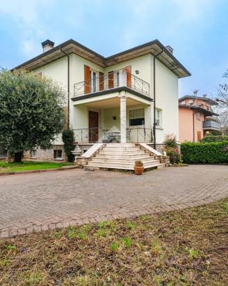 PORZIONE DI BIFAMILIARE A BOTTICINO