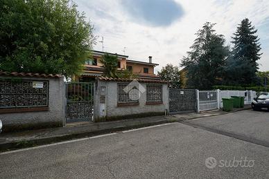 PORZIONE DI BIFAMILIARE A MULAZZANO