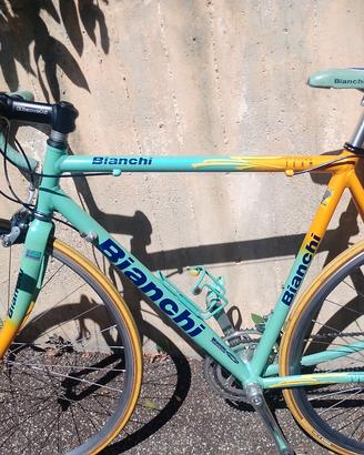bici da corsa bianchi