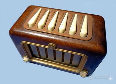 radio epoca a valvole in legno