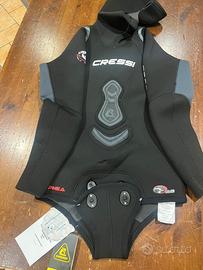 Muta apnea cressi 7mm nuova con etichetta