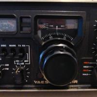 Yaesu FT 221R 
