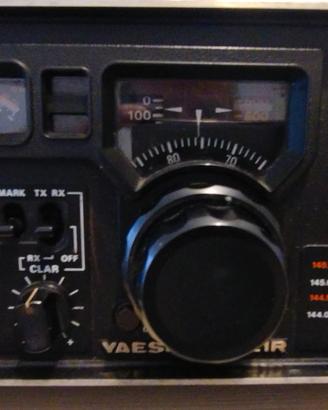 Yaesu FT 221R 
