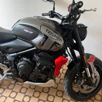 Trident 660