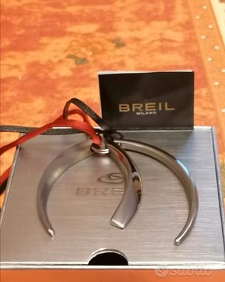 Gioiello in acciaio BREIL che fa del suo fascino! 