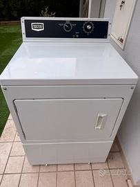 Asciugatrice professionale Maytag 10 kg a metano