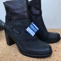 Stivali (tronchetti)