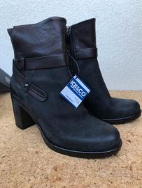 Stivali (tronchetti)