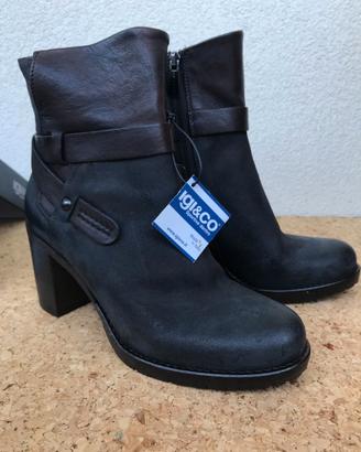 Stivali (tronchetti)