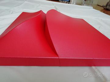 Quadro “rosso” di Giuseppe Amadio