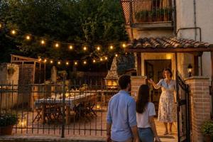 Casa indipendente di 247 m² con 5 locali e box aut