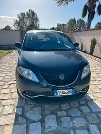 Ypsilon metano