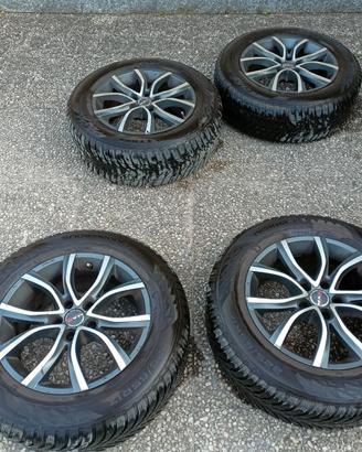 Cerchi in lega e gomme invernali nokian