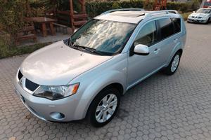 Mitsubishi Outlander II 2007 2.0 di-d Instyle 7p.t