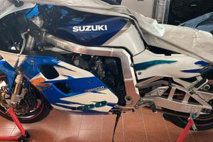 Suzuki Gsxr  1100w  1995  UNICA