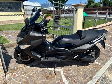 Yamaha Tmax 500