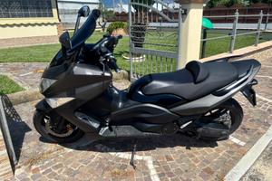 Yamaha Tmax 500